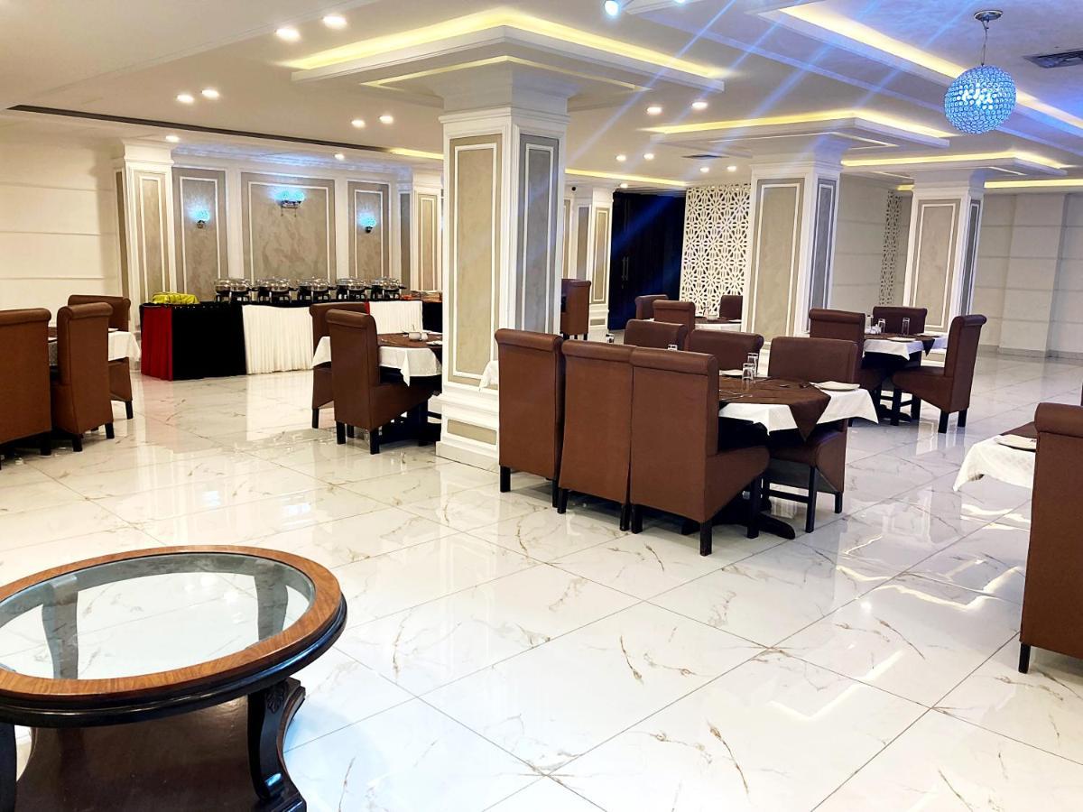 Hotel Akbar International Rawalpindi Bagian luar foto